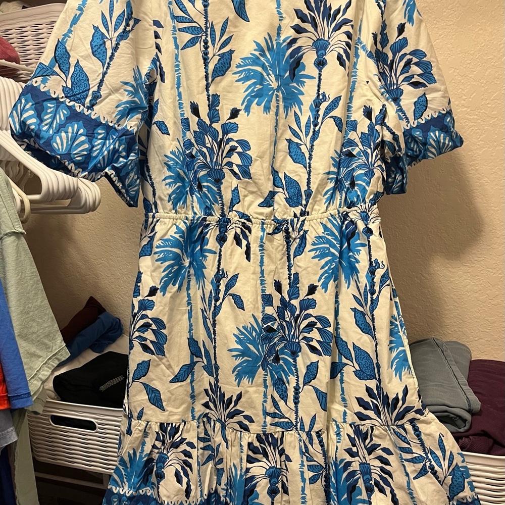 Lilly Pulitzer Blue and White Floral Dress NWT - Picture 2 of 7